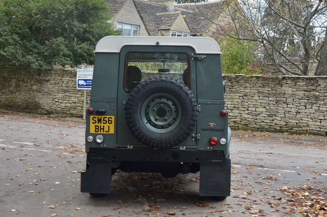 Land Rover Defender 90 - TD 5 gallery image 8