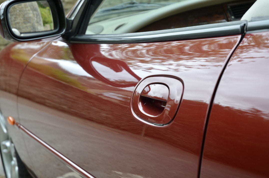 Jaguar XK8 Cabriolet. Just 30,000 Miles. Superb gallery image 28