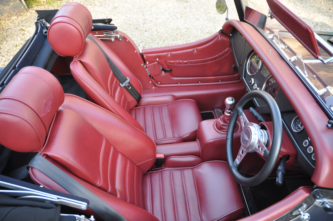 Morgan 3.7 Roadster 110 Anniversary model gallery image 22