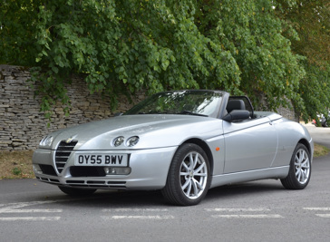 Alfa Romeo Spider 2.0 JTS Lusso Convertible by Pininfarina