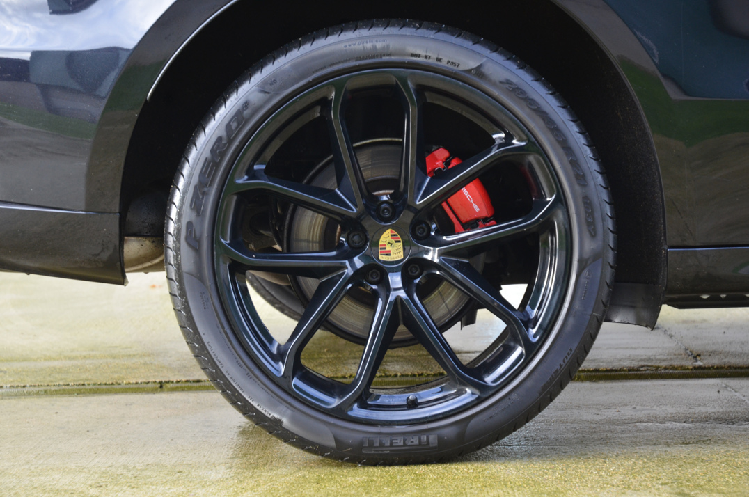 Porsche Macan S 2.9 V6 Turbo gallery image 16