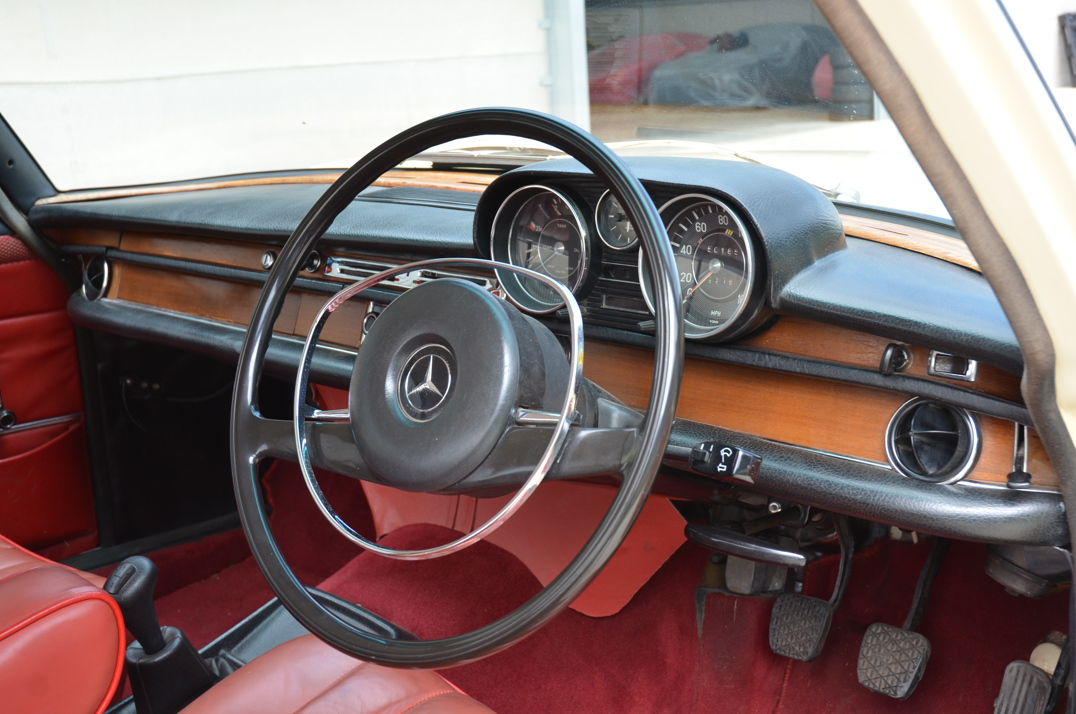 Mercedes W108 280 SE. gallery image 23