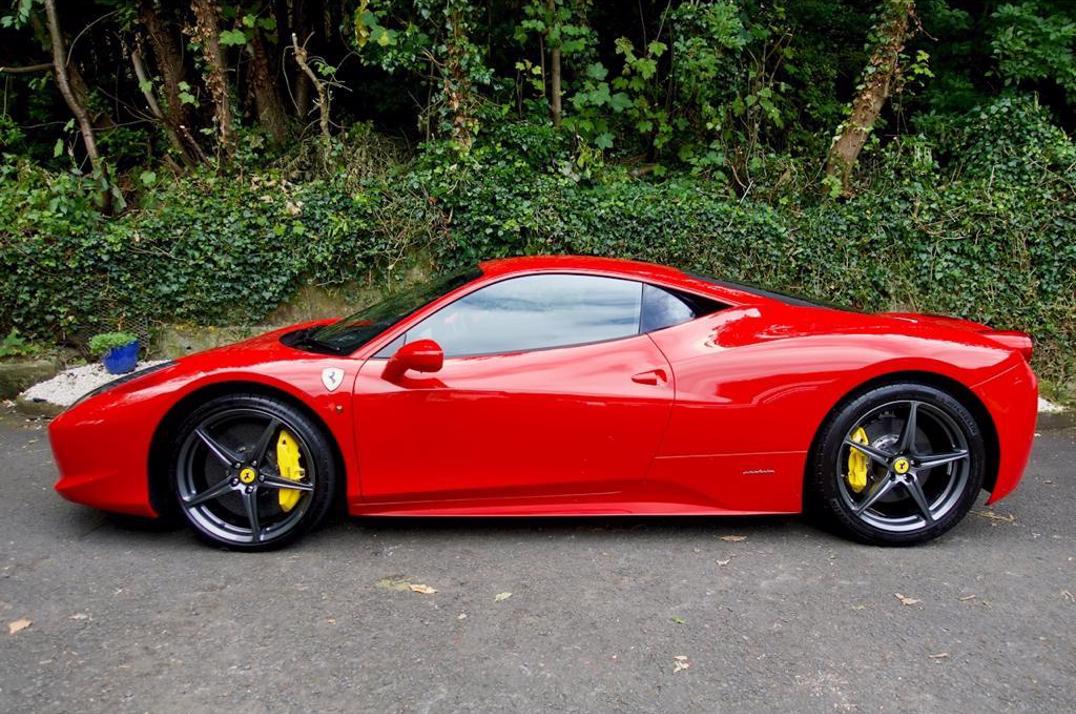 Ferrari 458 Italia gallery image 4
