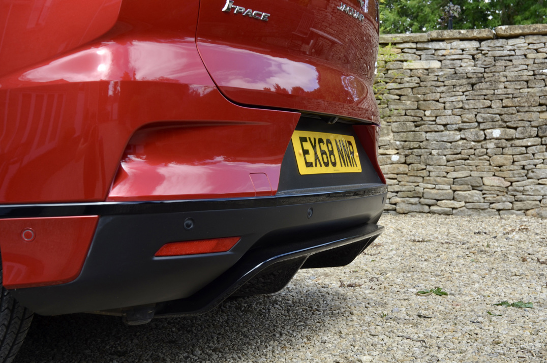 Jaguar - I Pace 400 - 90kWh HSE SUV 5dr Electric Auto 4WD (400 ps) gallery image 16