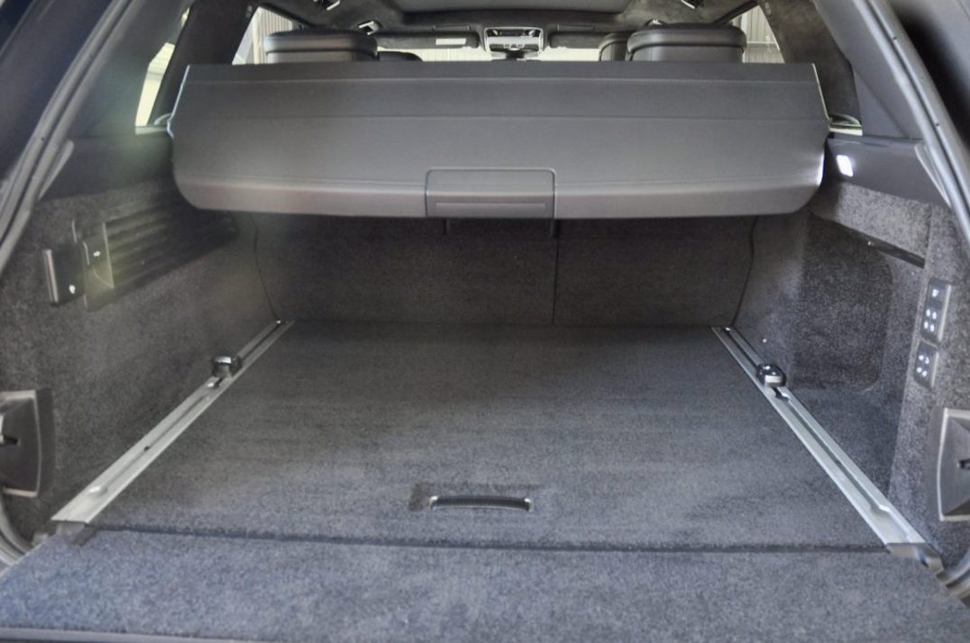 Range Rover SVA Auto Biography Dynamic 5.0 Super Charged gallery image 40