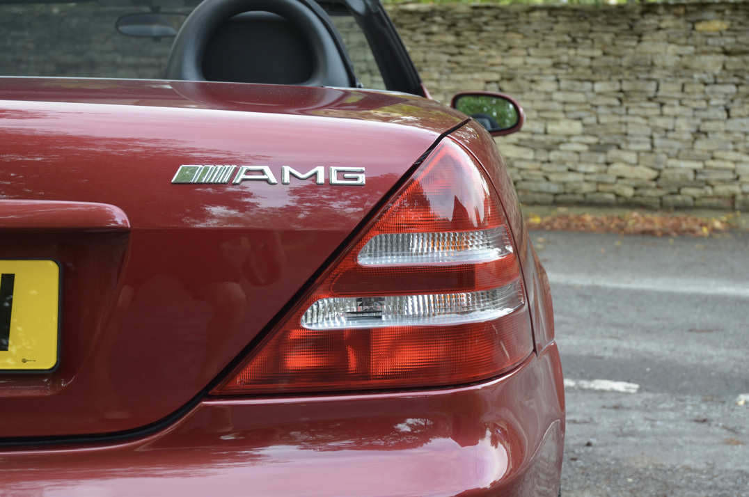 Mercedes Benz 320 SLK AMG Roadster. gallery image 27
