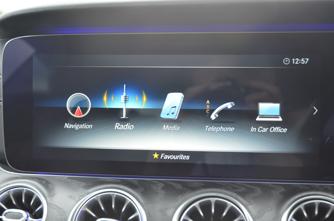 Mercedes Benz E400D AMG Line Premium plus D-4M Coupe. Px Welcome gallery image 49