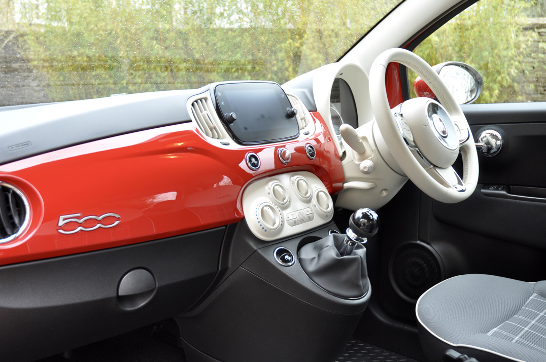 Fiat 500 Lounge gallery image 19