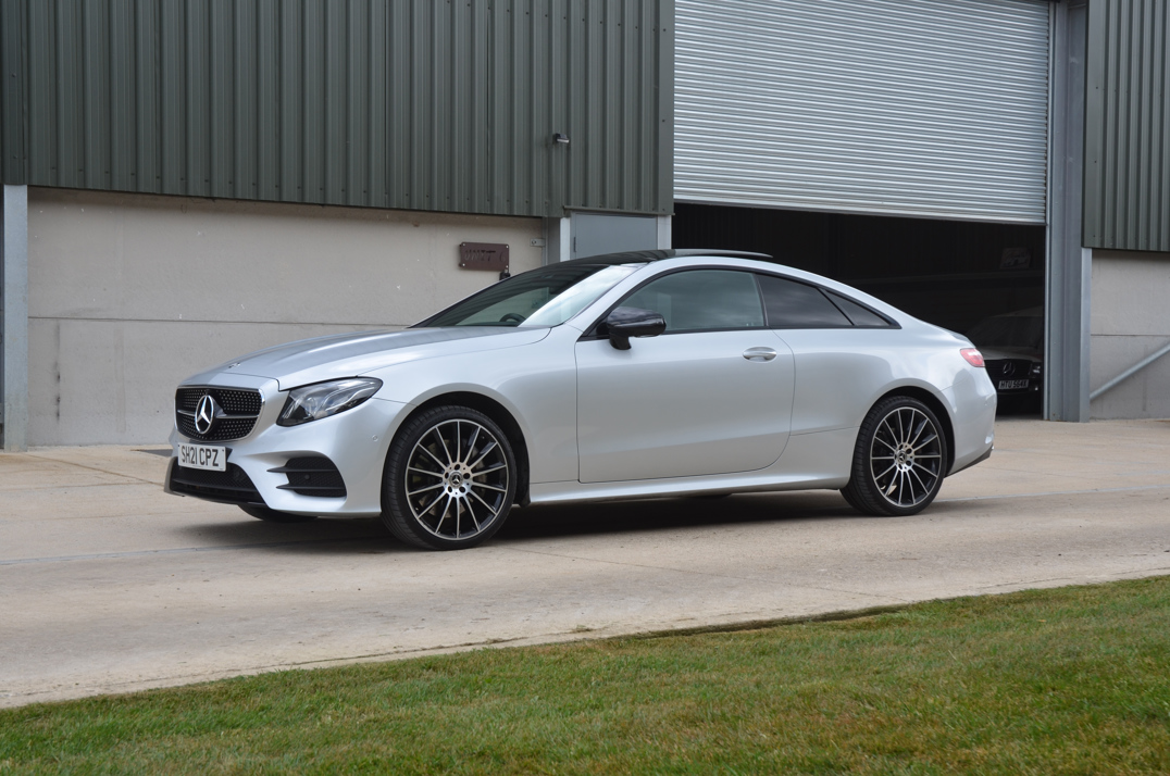 Mercedes Benz E400D AMG Line Premium plus D-4M Coupe. gallery image 1