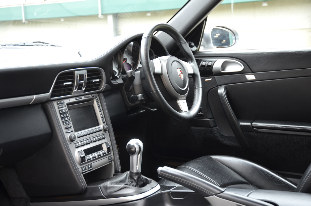 Porsche 911 Carrera S Coupe gallery image 30