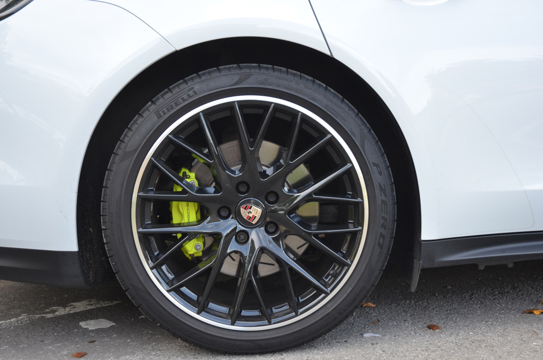 Porsche Panamera 2.9 V6 E-Hybrid 17.9KW Gen 2.2 gallery image 22