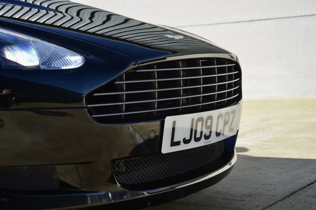 ASTON MARTIN DB-9 5.9 V12 Manual. gallery image 15