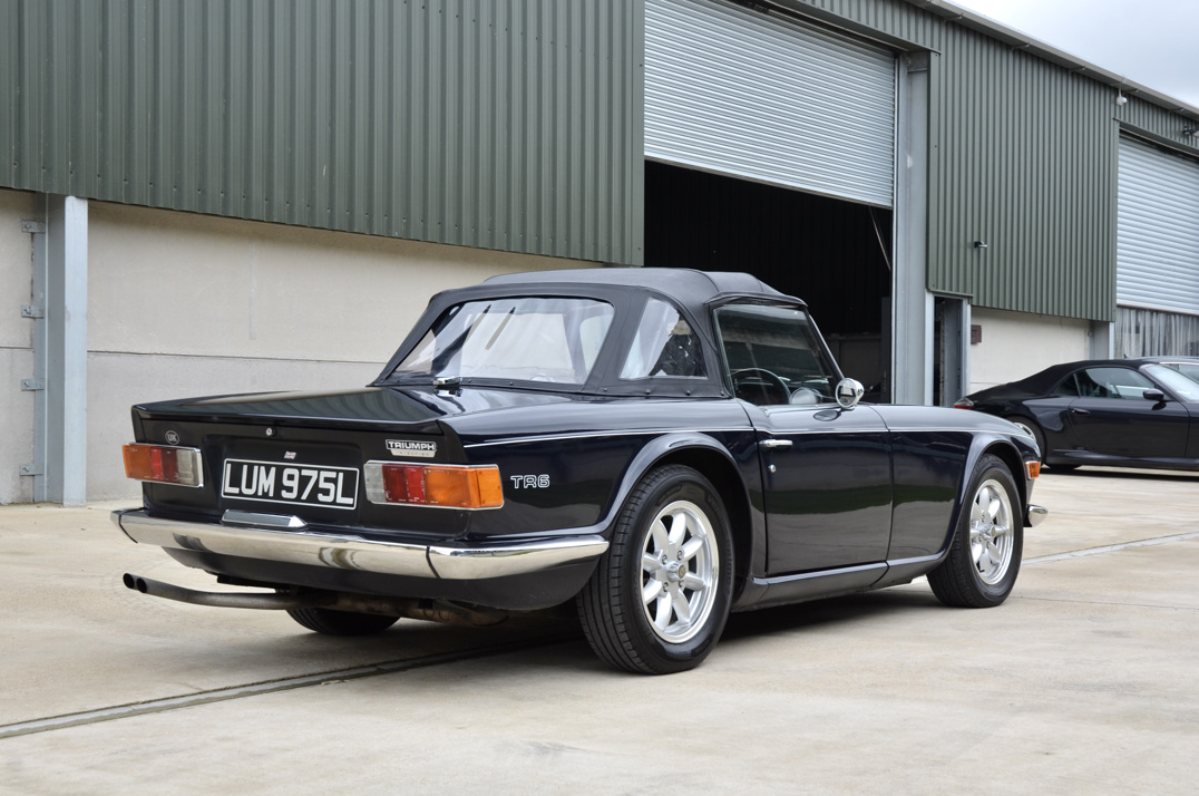 Triumph TR-6. gallery image 9