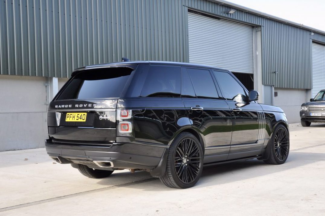 Range Rover SVA Auto Biography Dynamic 5.0 Super Charged gallery image 6