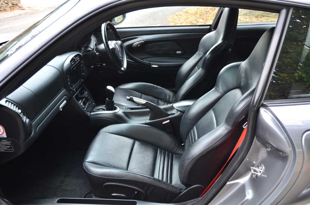 Porsche 911 (996) Turbo manual gallery image 40