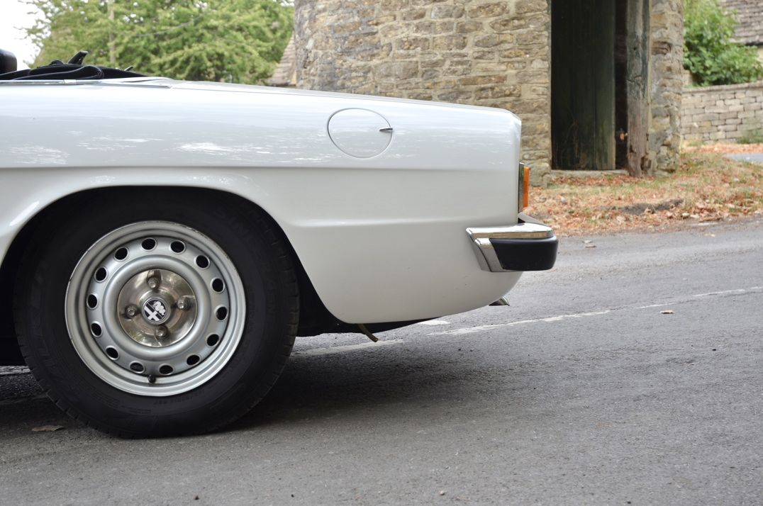 Alfa Romeo 2000 Veloce Spider 1972 gallery image 27