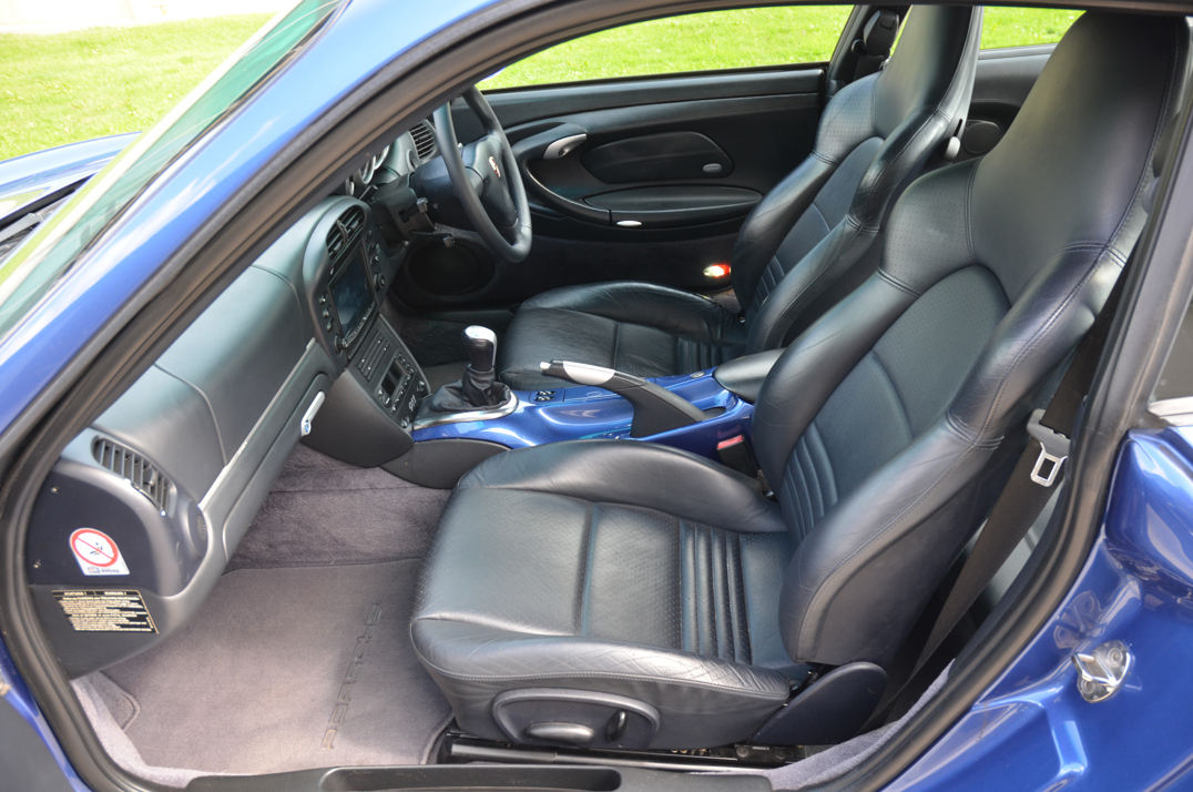 Porsche 911-996 Carrera Manual .. gallery image 32