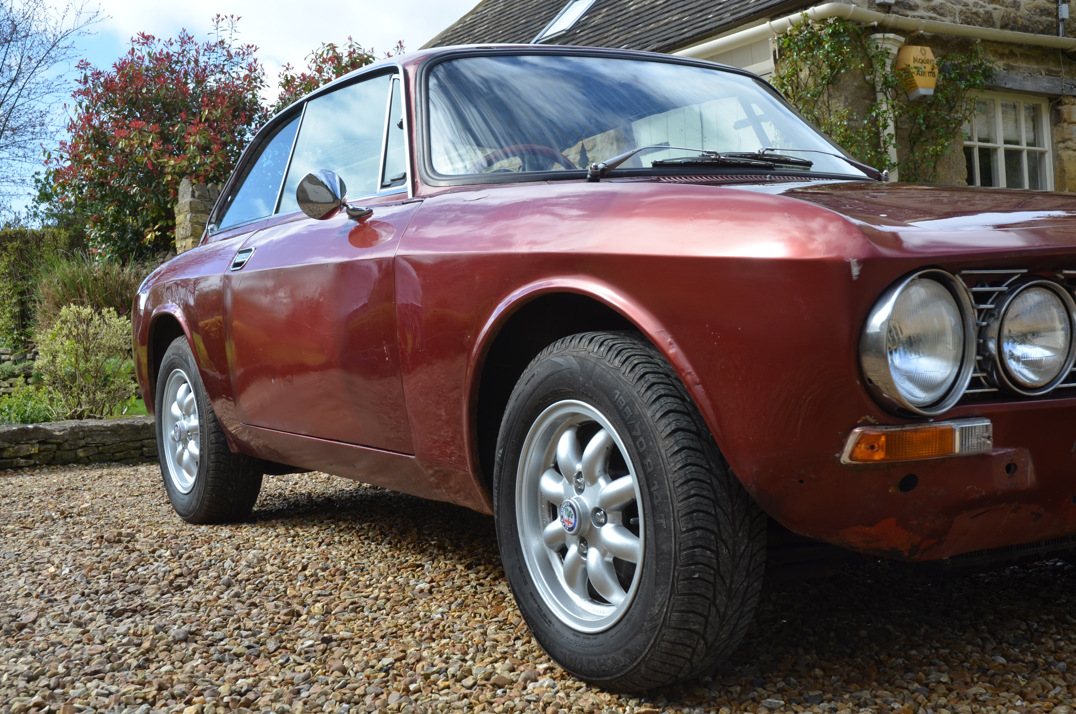 Alfa Romeo 2000 GTV Coupe (1) gallery image 22