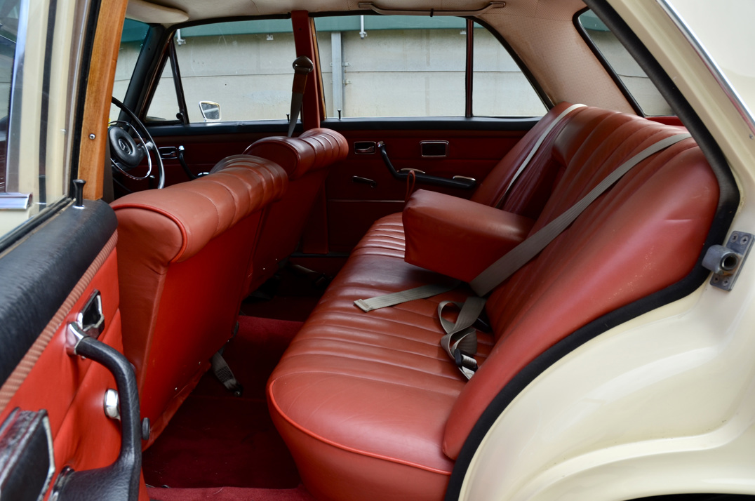 Mercedes W108 280 SE. gallery image 30