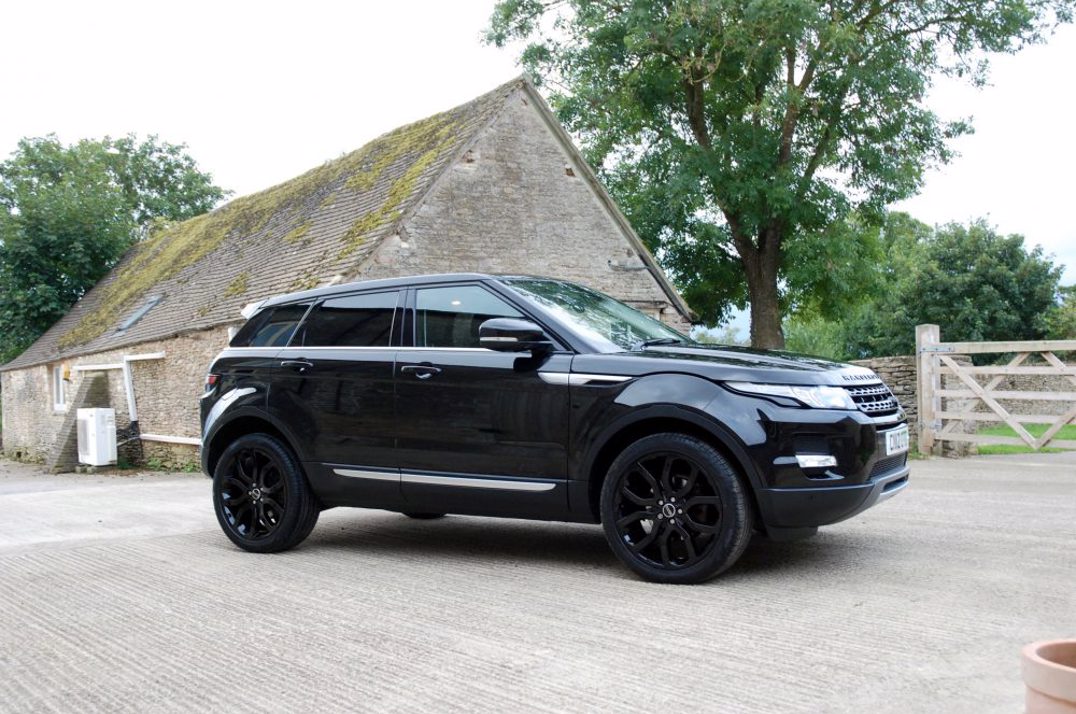 Range Rover Evoque 2.2 SD4 Prestige. gallery image 1