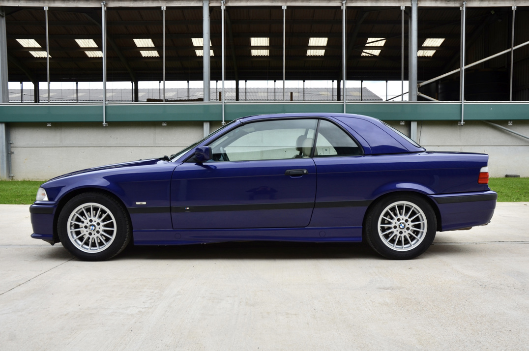 BMW 328I SE Auto Convertible gallery image 12