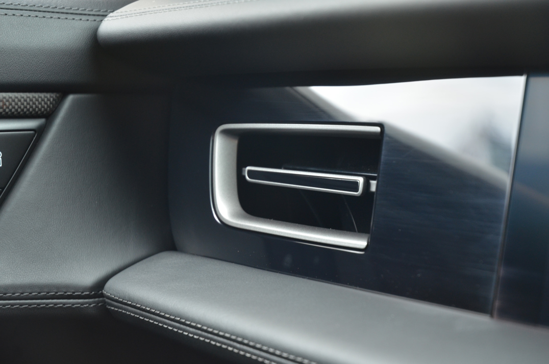 Porsche Taycan Turbo S gallery image 71