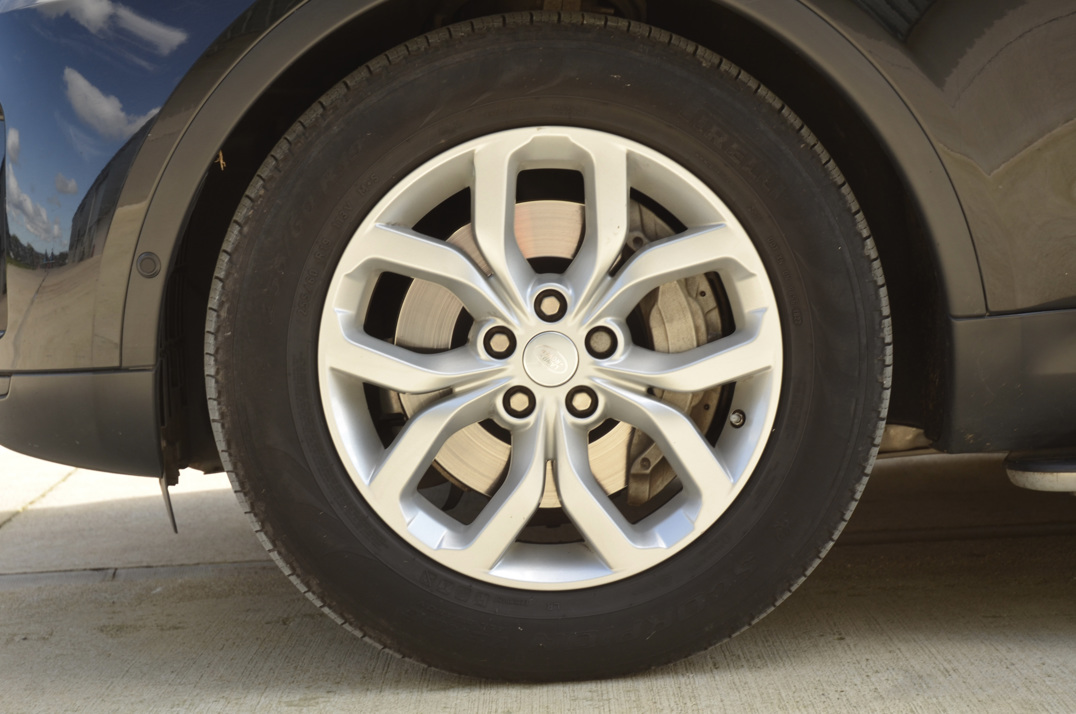 Land Rover Discovery 30 SDV6 SE Auto gallery image 24