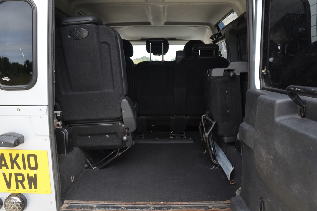 Land Rover Defender 110 XS SW / LWB. gallery image 34