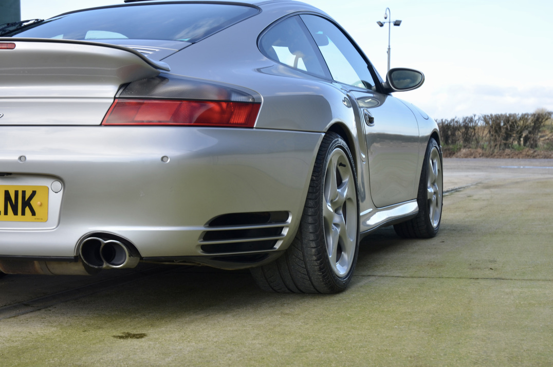 Porsche 911-996 Turbo gallery image 10
