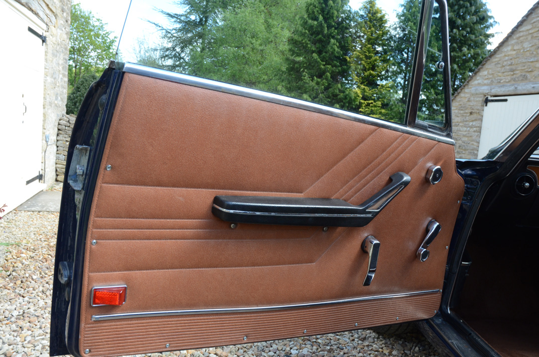 Alfa Romeo 2000 GTV Desegno Bertone gallery image 36