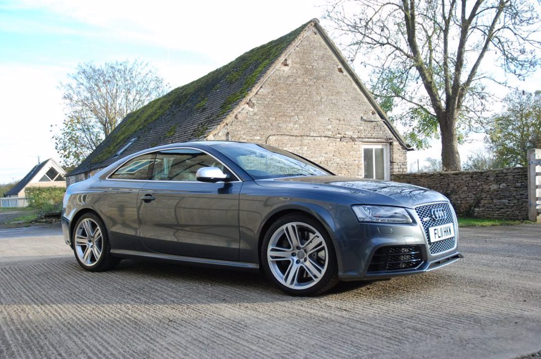 2011 AUDI RS5 (1) gallery image 1