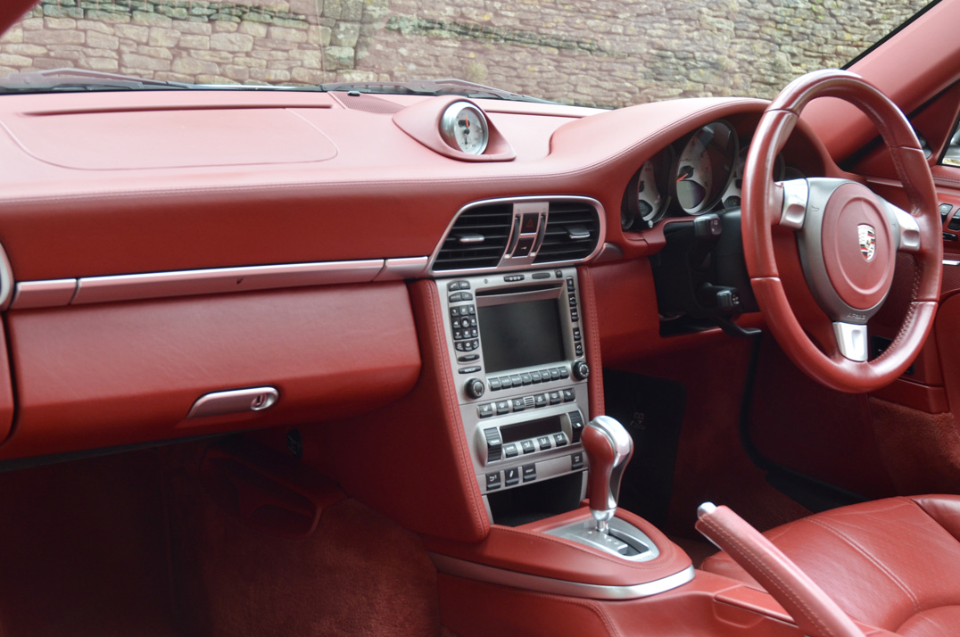 Porsche 911 Turbo Cabriolet Tip-Tronic gallery image 39