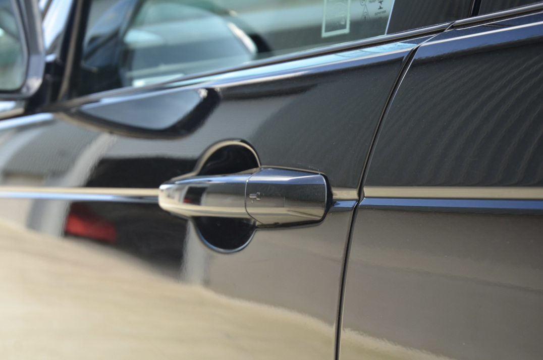 Land Rover Discovery 30 SDV6 SE Auto gallery image 26