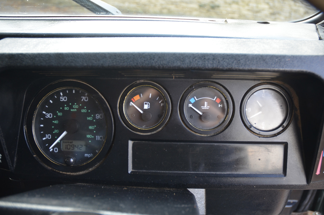 Land Rover Defender 90 - TD 5 gallery image 47