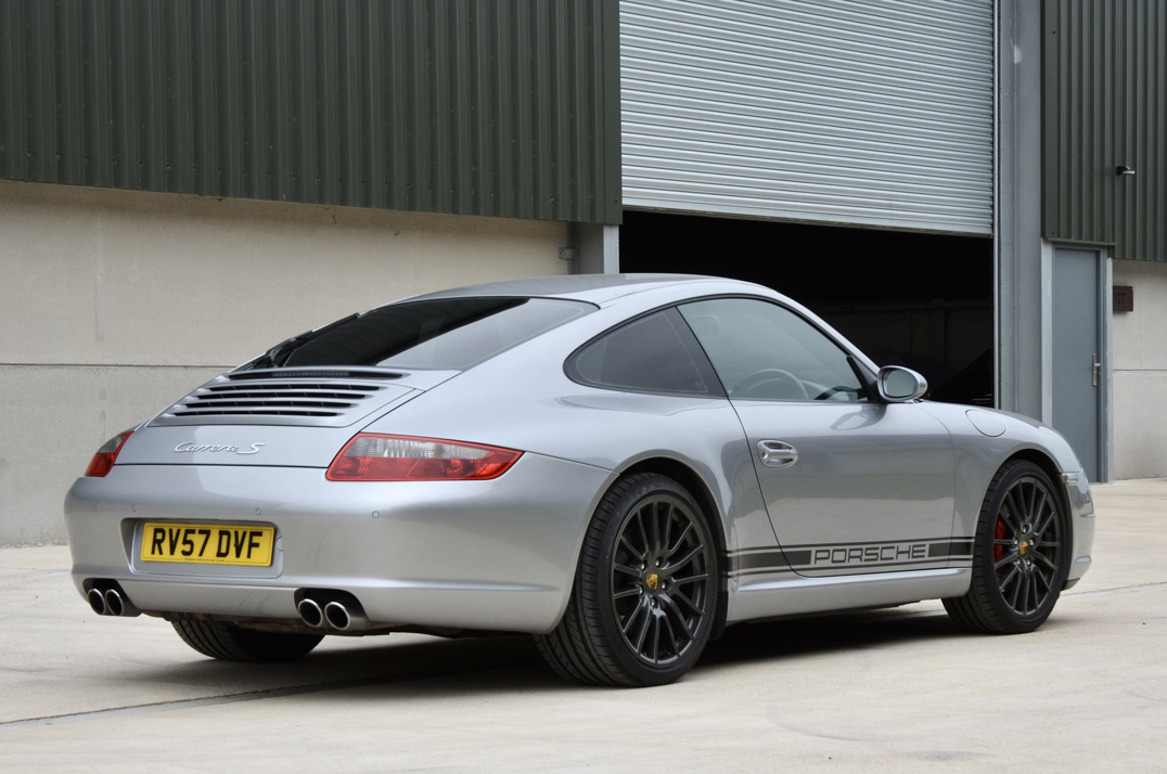 Porsche 911 Carrera S Coupe gallery image 7
