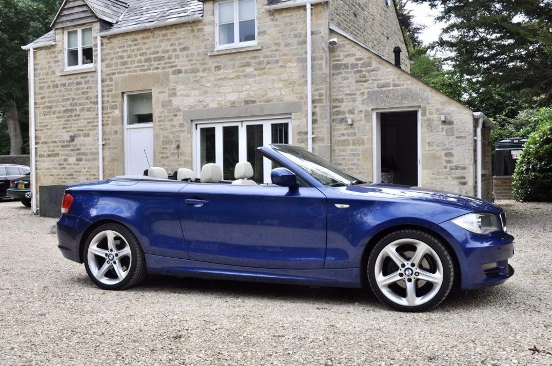 BMW 118D Sport Convertible gallery image 1