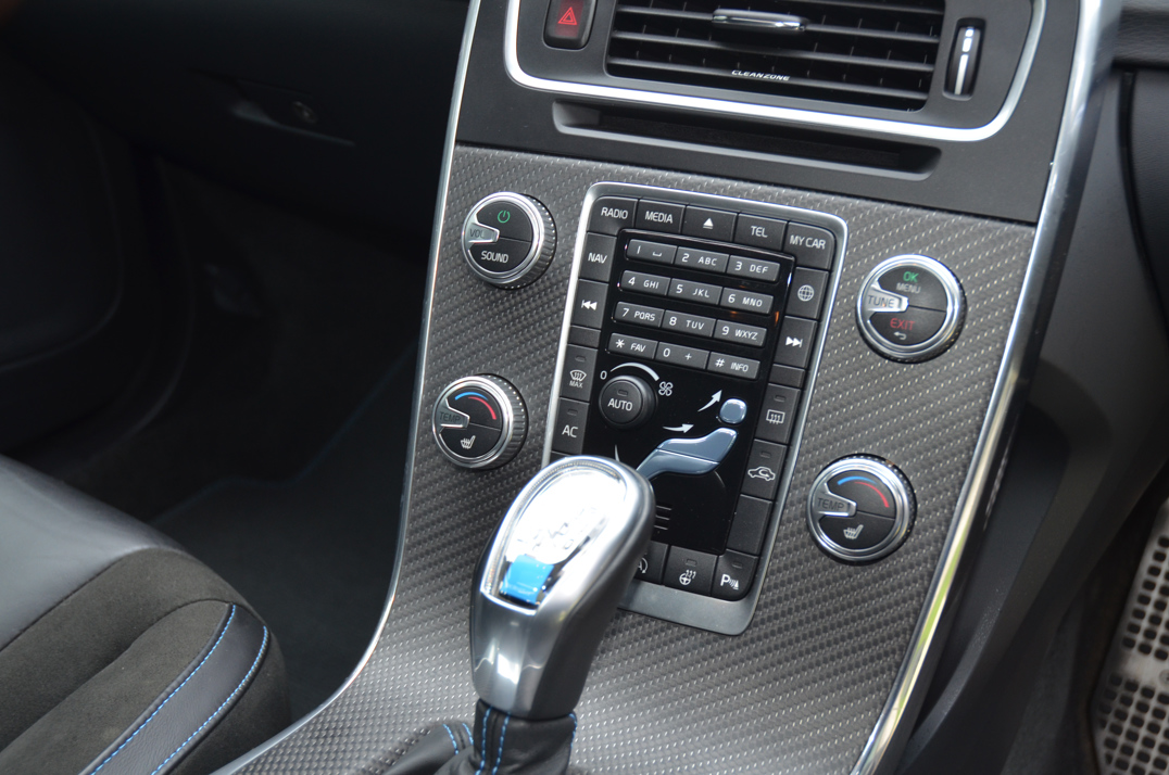 Volvo V60 Polestar T6 AWD Auto Estate gallery image 43