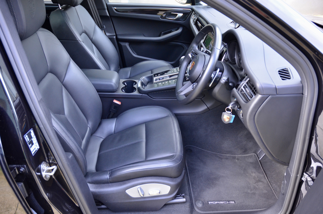 Porsche Macan S 2.9 V6 Turbo gallery image 24