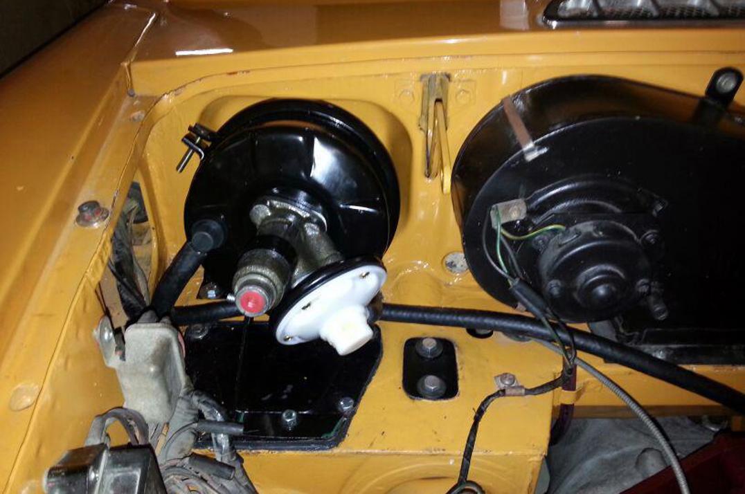 MGB GT gallery image 32