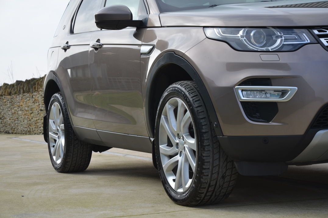 Land Rover Discovery Sport TD4 HSE Luxury. gallery image 15