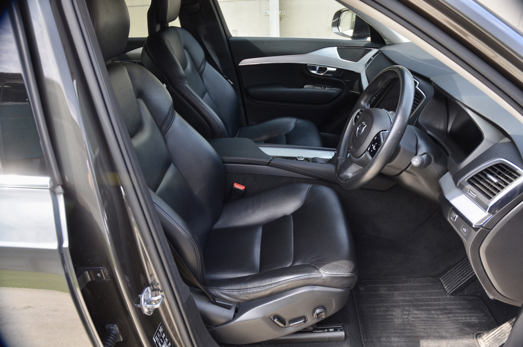 Volvo XC-90 Nene UT90 D5 AWD Commercial 20 ltr Auto. gallery image 17