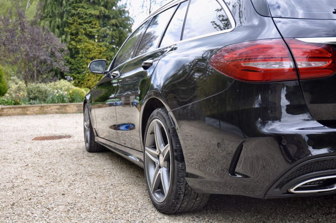 Mercedes C 220 AMG Line Premium Bluetech Estate gallery image 11