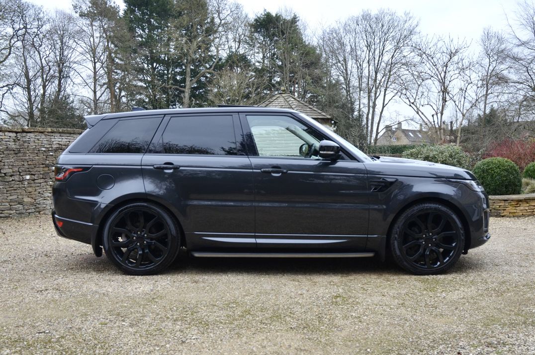 Land Rover Range Rover Sport 3.0 Autobiography Dynamic. gallery image 3