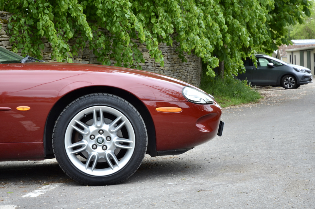 Jaguar XK8 Cabriolet. Just 30,000 Miles. Superb gallery image 23