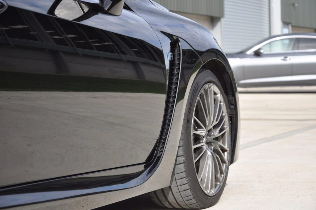 Lexus RCF V8 Coupe gallery image 22