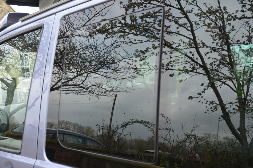 Volkswagen T30 180 4 Motion Danbury Camper. gallery image 22