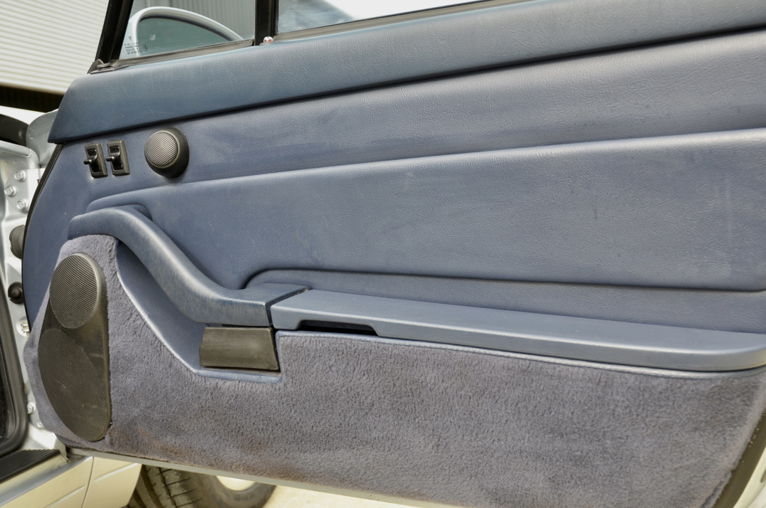 Porsche 911 993 Carrera Coupe Tip gallery image 32