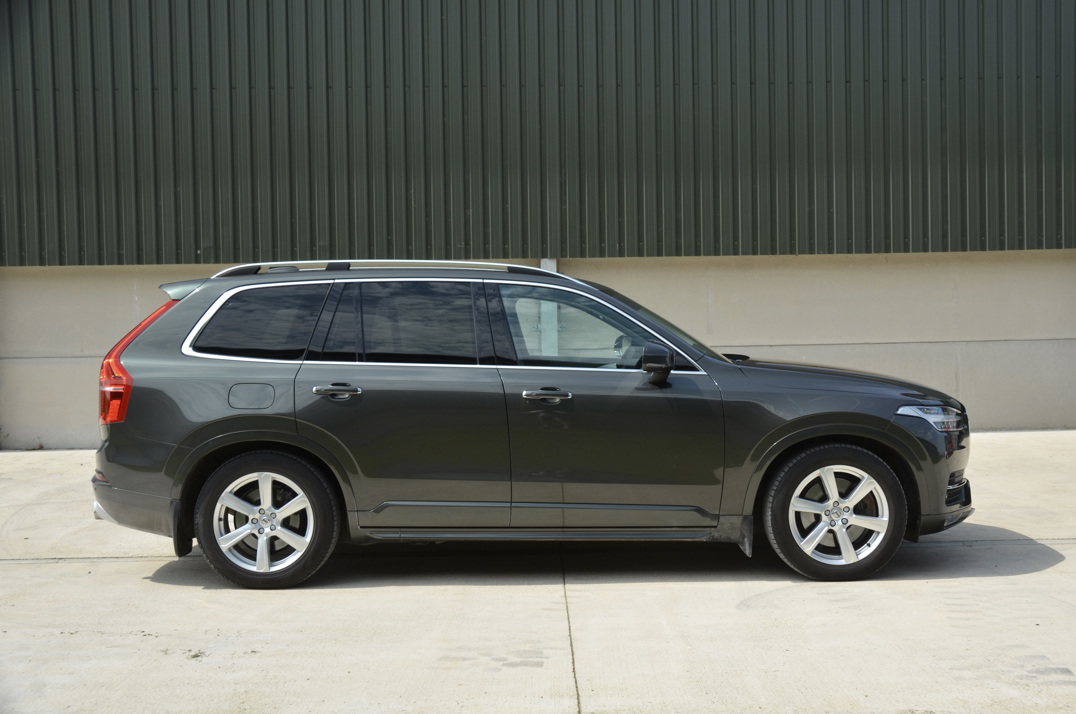 Volvo XC-90 Nene UT90 D5 AWD Commercial 20 ltr Auto. gallery image 4