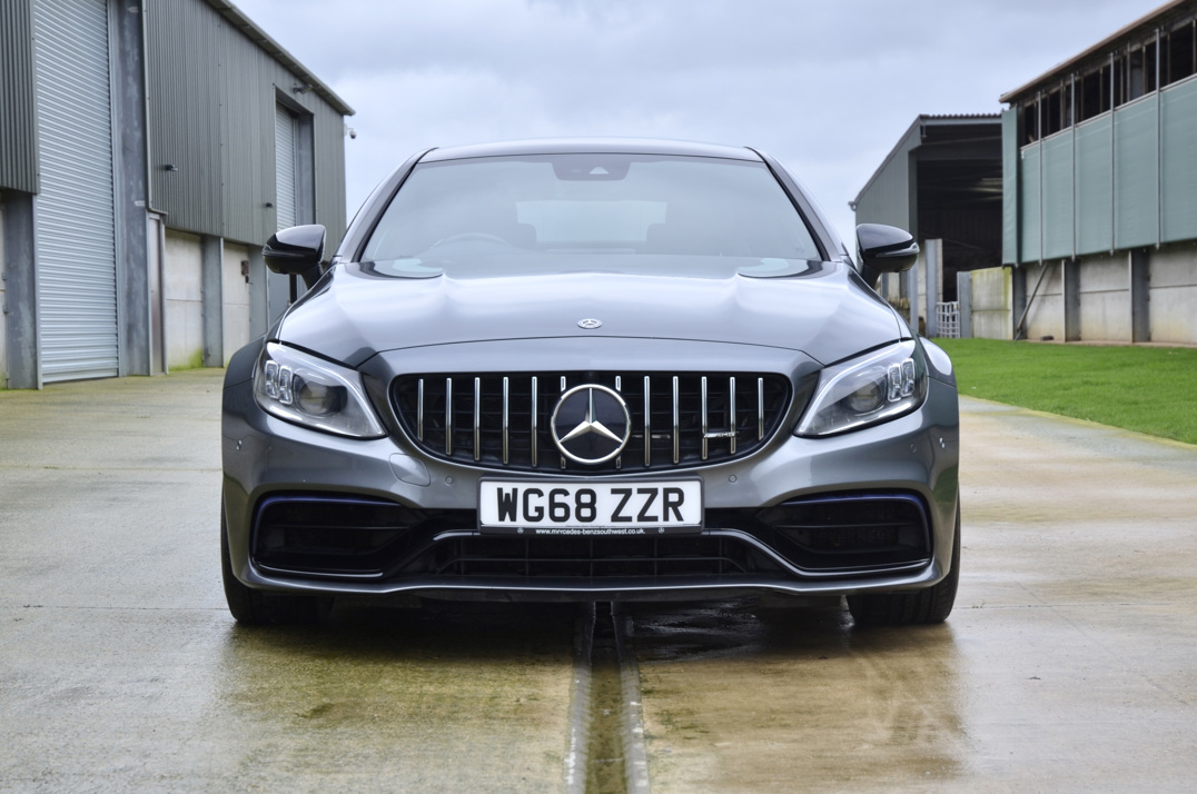 Mercedes C63 AMG 4.0 Biturbo Premium Plus. gallery image 10
