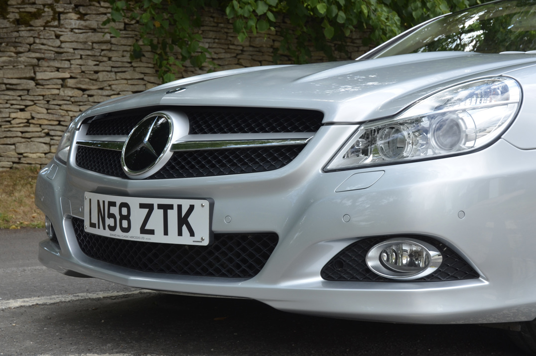 Mercedes SL 500 5.5 Auto gallery image 15